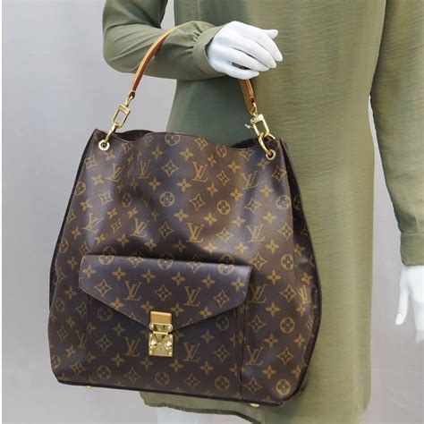 po metis louis vuitton|louis vuitton metis hobo discontinued.